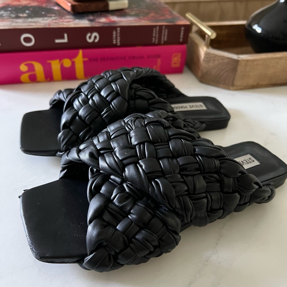 Steve Madden Marina Flat Sandals